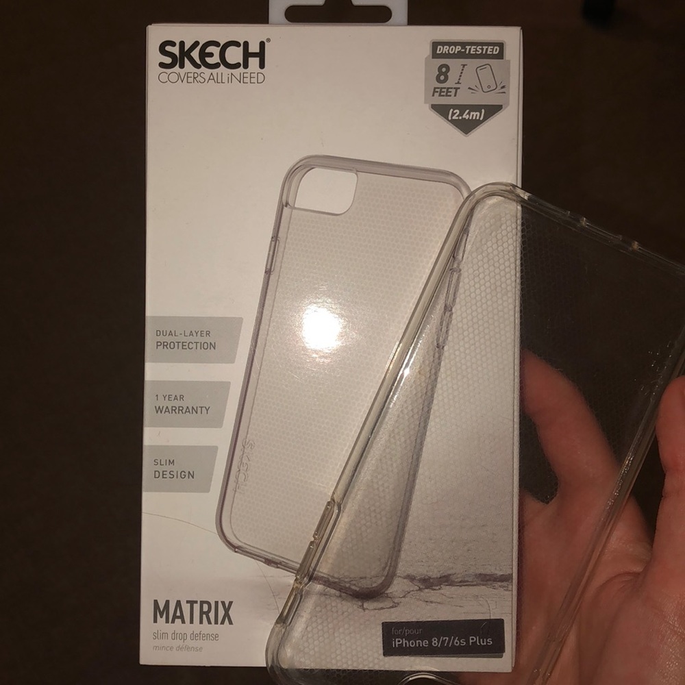 Skech new IPhone 8+ or IPhone 7+ clear case